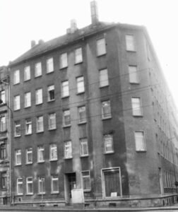 Die Georg-Schumann-Str. 201 im Dezember 1989.(Quelle: Archiv Kohlwagen)