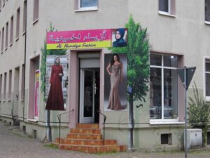 Der neugestaltete Eckladen der Georg-Schumann-Str. 201. Foto: Karl-Heinz Kohlwagen 2020.
